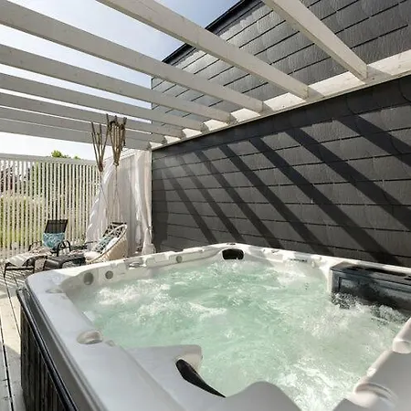House, Large Terrace, Whirlpool, Wrzosowo-formerly Tui